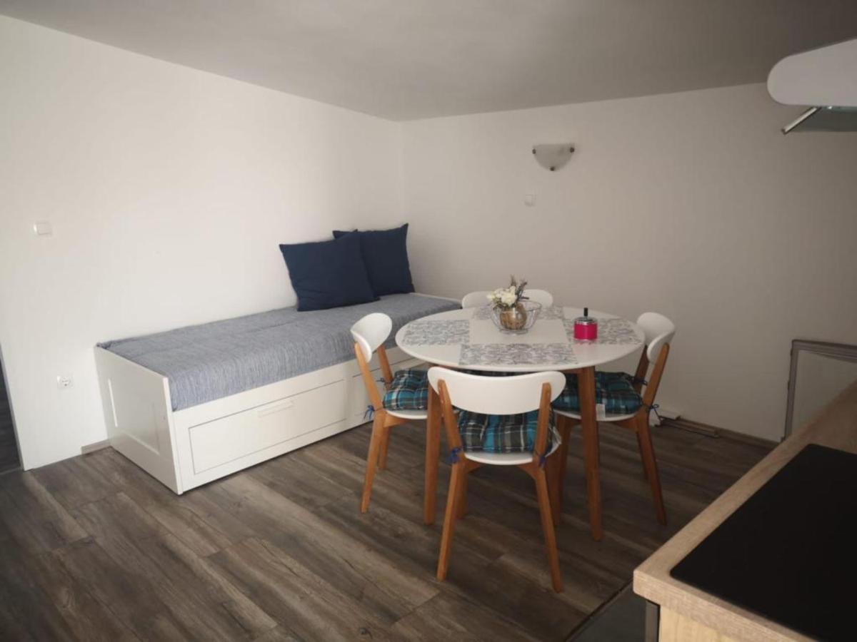 Apartments Tara Ražanac 외부 사진