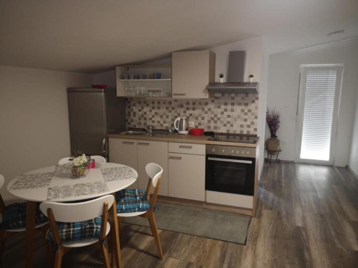 Apartments Tara Ražanac 외부 사진