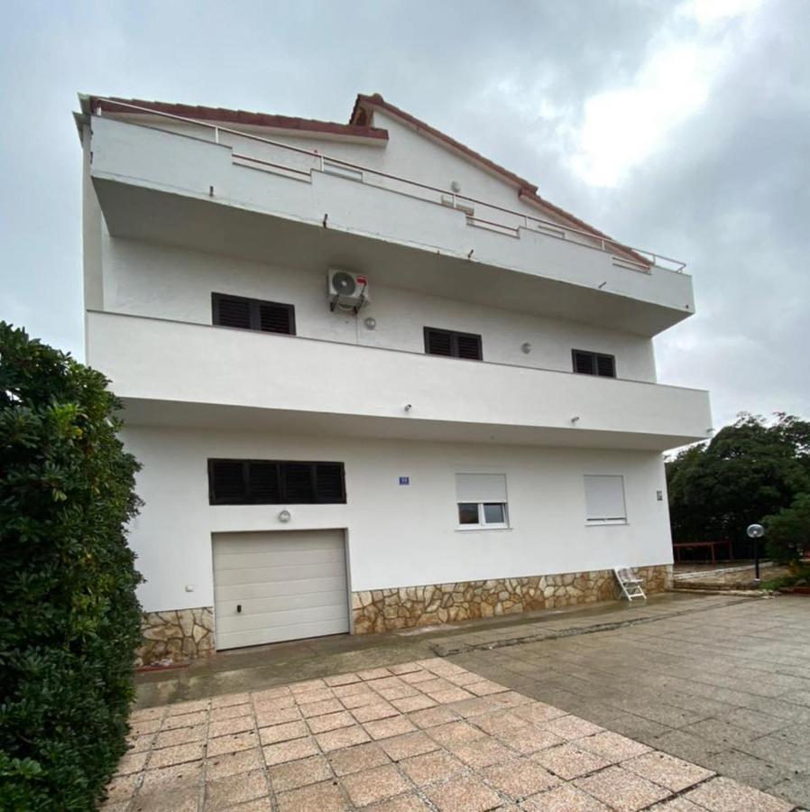 Apartments Tara Ražanac 외부 사진