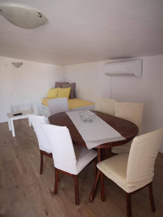 Apartments Tara Ražanac 외부 사진