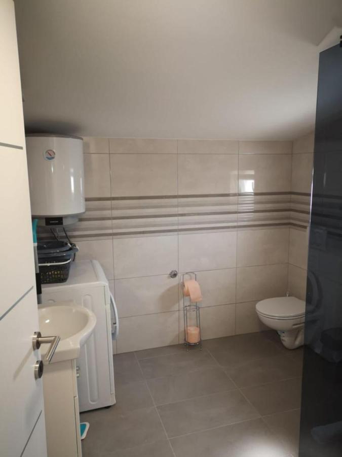 Apartments Tara Ražanac 외부 사진