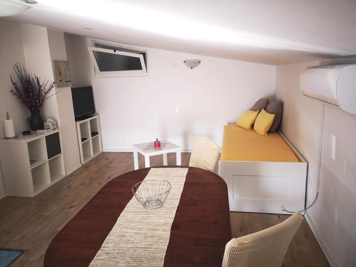 Apartments Tara Ražanac 외부 사진